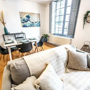 Duplex Typique Centre , Bayonne France